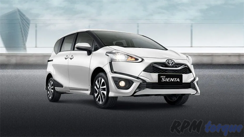 mobil toyota sienta 2 toyota-sienta-tampak-depan